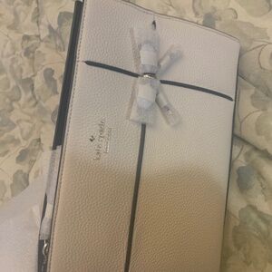 NWT Kate spade cherry street danna bag